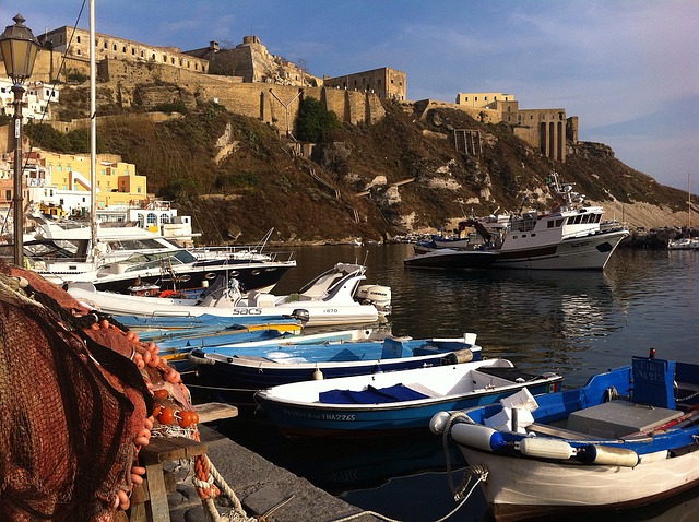 come arrivare procida