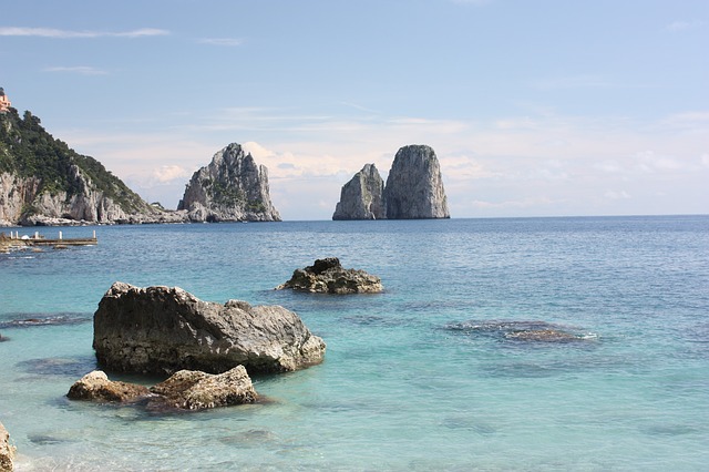 dove fare il bagno a capri i faraglioni