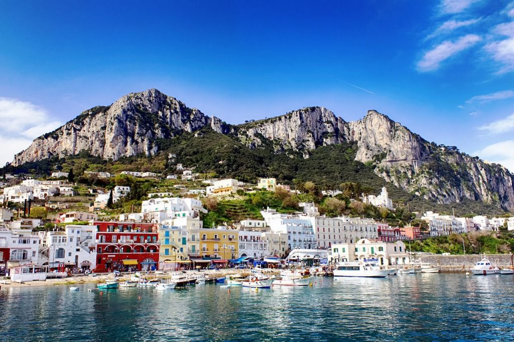 traghetti aliscafi capri amalfi