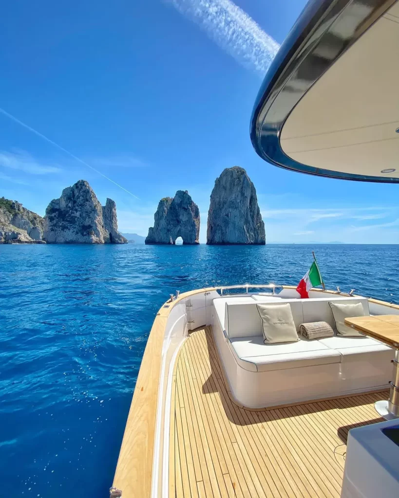 escursione grotta azzurra capri e giro isola