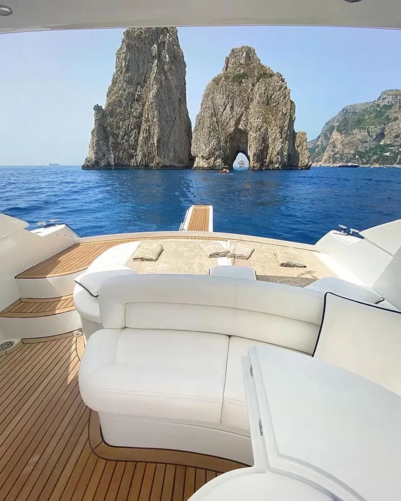 escursione grotta azzurra capri e giro isola